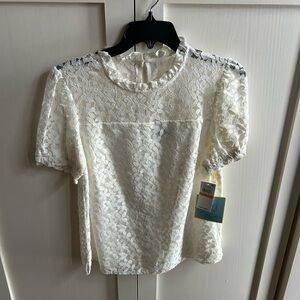 Cece elegant White Lace Top